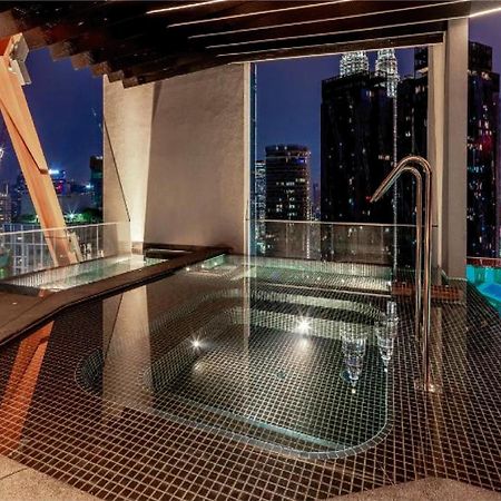 Scarletz Suites Klcc, Travelet 쿠알라룸푸르 외부 사진